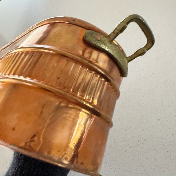 Copper Oval Planter With Handles Home Decor 7“ x 3 1/4“ x 4“ - Picture 6 of 6